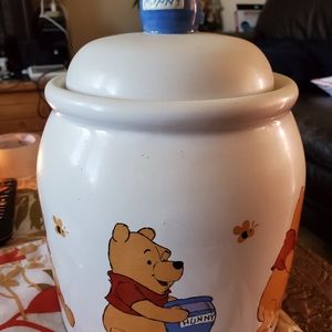 Winnie the Pooh cookie crock